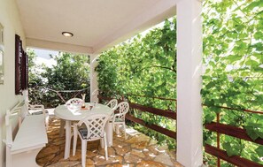 balcony-terrace