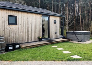 Reuben - Riverside Cabins, Shrewsbury