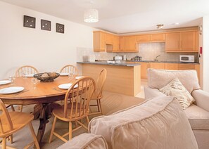 Kenegie Gold Apartment