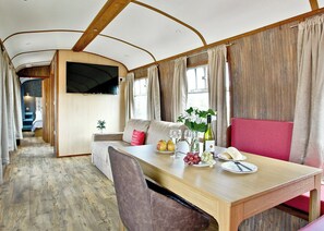 Brunel Boutique Railway Carriage 3 - Brunel Boutique Holiday Park, Dawlish Warren