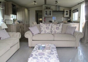 Typical Interior | Shalom Lodge - Seven Springs, Llanon