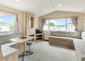 Osprey 2 - Meadow Lakes Holiday Park, Nr St Austell