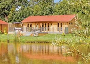 The Queens Lodge - Gadlas Park, Ellesmere