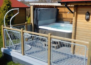 The Queens Lodge - Gadlas Park, Ellesmere