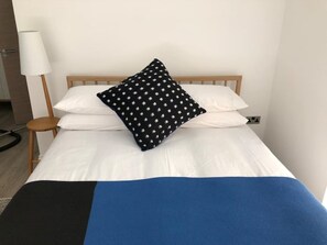 Main bedroom with kingsize bed, a double sofabed and ensuite.