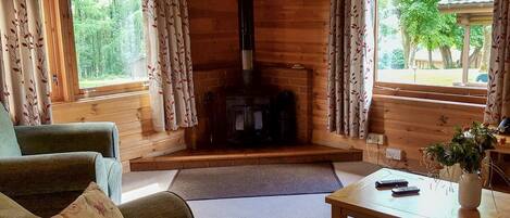 Powys Lodge - Pantglas Hall Lodges, Llandeilo, Nr Carmarthen