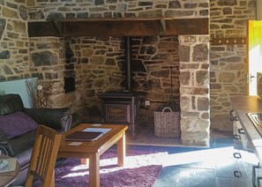Slate House Cottage - Slate House Lodges, Little London, Nr Llandinam