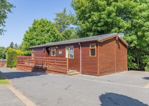 Bakewell Deluxe Lodge - Longnor Wood Holiday Park, Longnor, Nr. Buxton
