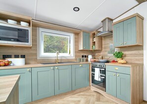 Diamond 2 Bed Caravan Hot Tub - Clarach Bay Holiday Village, Clarach Bay, Nr Aberystwyth