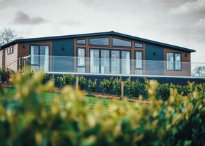 Glan Nant - Seven Springs, Llanon