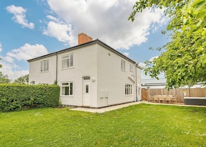 Woodpecker Cottage - Grange Leisure Park, Mablethorpe