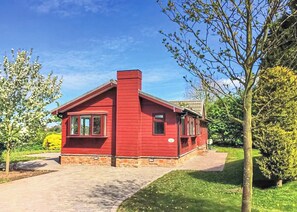 Holly Lodge