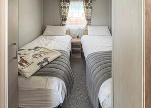 Superior 2 - Sunbeach Holiday Park, LLwyngwril, Gwynedd