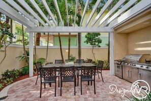 BBQ/picnic area