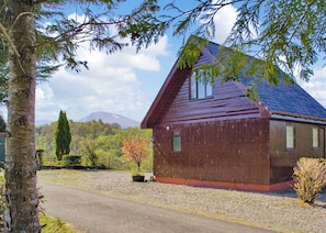 Gairlochy Lodge - Gairlochy Park, Spean Bridge, Nr Fort William