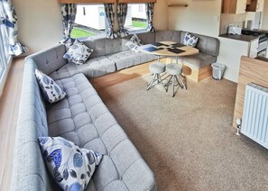 Gold Plus 2 (No Decking) - Clarach Bay Holiday Village, Clarach Bay, Nr Aberystwyth