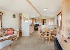 The Rowan Caravan Pet Friendly - Rowanbank Caravan Park, Beckfoot, Silloth