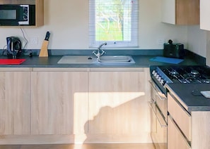 Grampian Caravan - Beech Hedge, Cargill