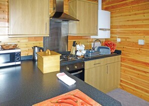 Badger Lodge - Goodiford Mill Lakes, Kentisbeare, Nr Cullompton
