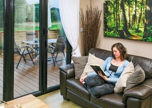 Typical Lakeside Escape (Pet Friendly) A