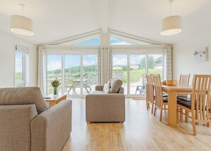 Kynance - Caddy’s Corner Lodges, Carnmenellis, Nr Falmouth