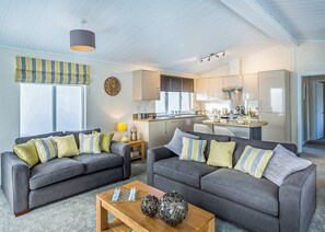Chestnut Lodge - King’s Lynn Holiday Park , King’s Lynn
