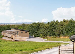 Hedgehog Lodge - Henfields Country Retreat, Cannington