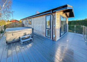 Ash Lodge - Hollybrook Lodges, Easingwold