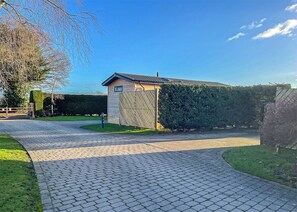 Ash Lodge - Hollybrook Lodges, Easingwold