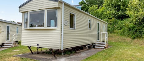 Silver 3 Bedroom Caravan - Brixham Holiday Park, Brixham, Torbay