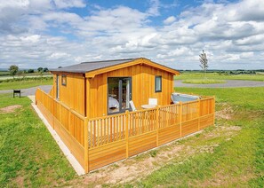 Mulberry Lodge - Knights Lodges, Bretby, Derbyshire