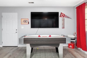 Spielezimmer
