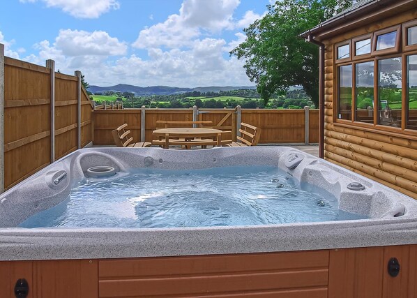 Valley View Lodge