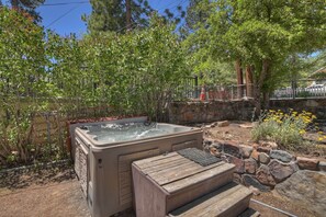Have a relaxing evening in the hot tub