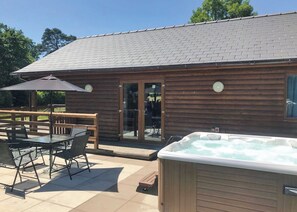Typical Primrose Lodge | Heartsease Lodges, Llanddewi, Nr. Llandrindod Wells