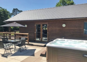 Typical Primrose Lodge | Heartsease Lodges, Llanddewi, Nr. Llandrindod Wells