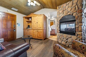 seating area with fireplace