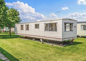 Aldwick Caravan