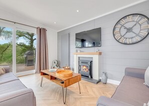 Dovecote Lodge - Celtic Escapes, Narberth