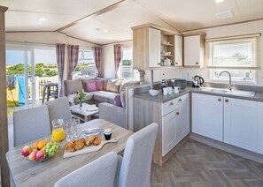Typical Stylish Comfort 2 (Pet) | Trevornick, Holywell Bay