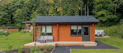 Apple Lodge - Gadgirth Estate Luxury Lodges, Annbank, Ayr