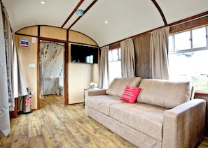 Brunel Boutique Railway Carriage 4 - Brunel Boutique Holiday Park, Dawlish Warren