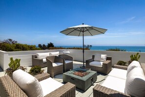 Outdoor Patio with Ocean Island Views