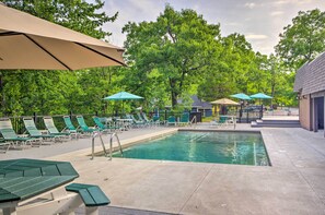 Community Outdoor Pool