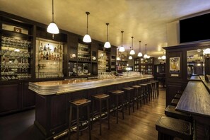 Bar (in der Unterkunft)