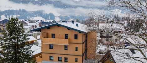 Extérieur maison de vacances [hiver]