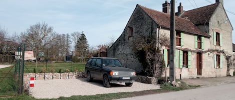 Parking  et facade