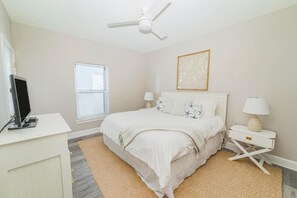 King size bed in the master bedroom.