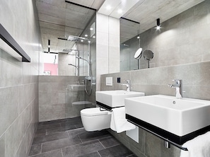 Apartment XL - Duschbad mit zwei getrennten Waschbecken