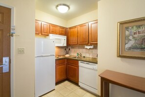 Tuck into a great snack you’ve prepared in your kitchenette.